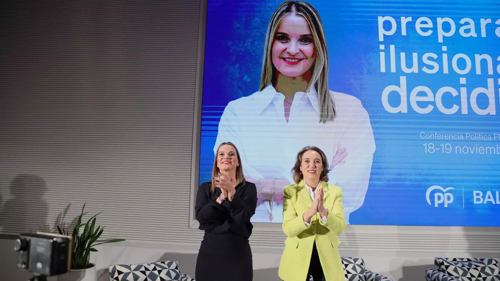 La presidenta del PP balear, Marga Prohens, i la secretària general del PP estatal, Cuca Gamarra