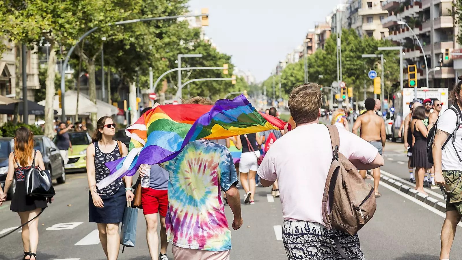 El col·lectiu LGTBI pot denunciar les agressions verbals a través de la llei contra l’homofòbia, la bifòbia i la transfòbia.