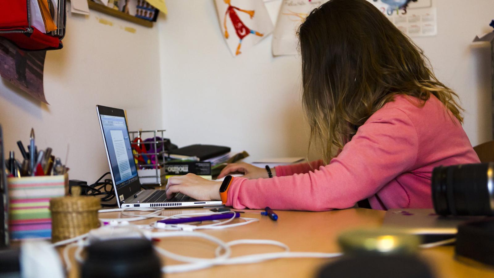 Multes de fins a 6.250 € per incomplir la llei del teletreball
