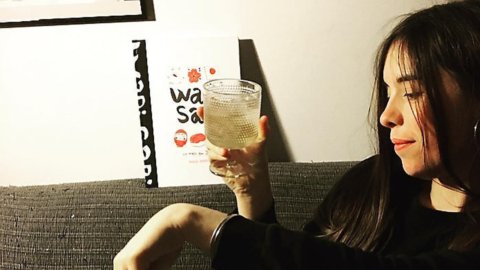 Luna Miguel, escriptora “Puc viure sense marit però no sense gats”