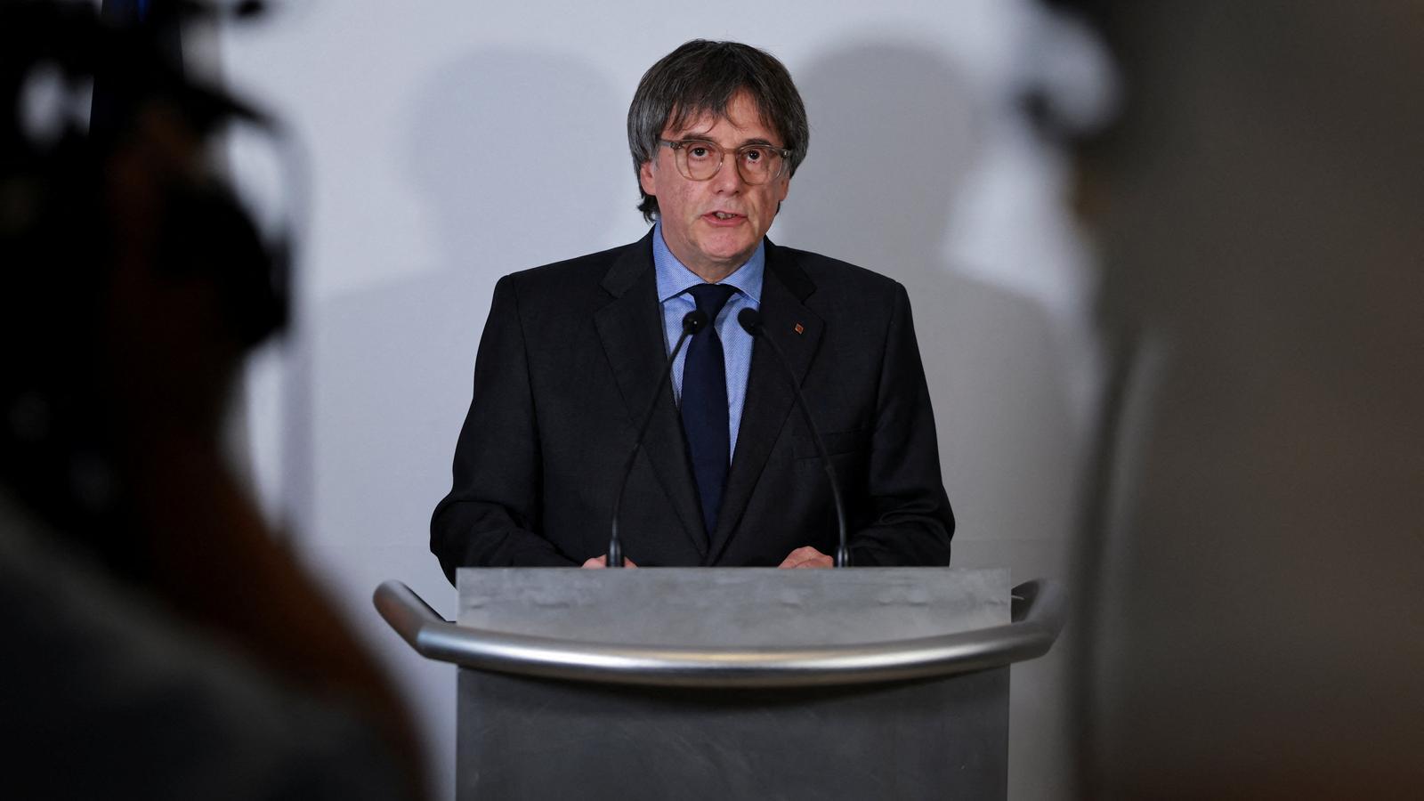 The president in exile Carles Puigdemont during the press conference that he has offered in Waterloo (Belgium), on October 6, 2026.