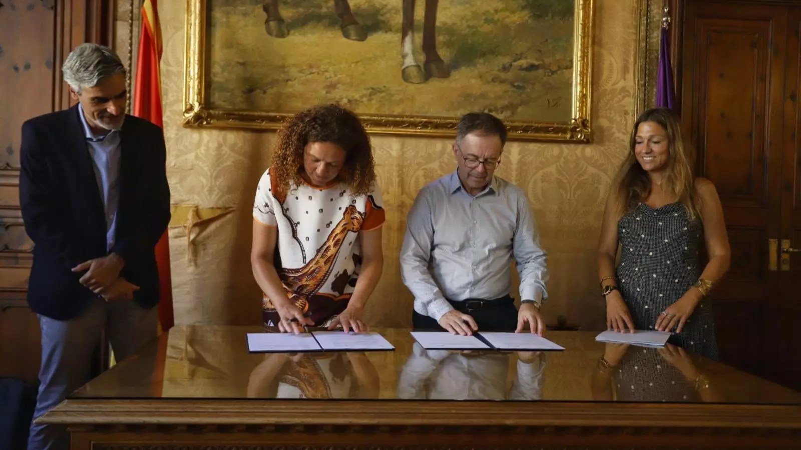 Signatura del conveni entre el Consell de Mallorca i l'IBAVI.
