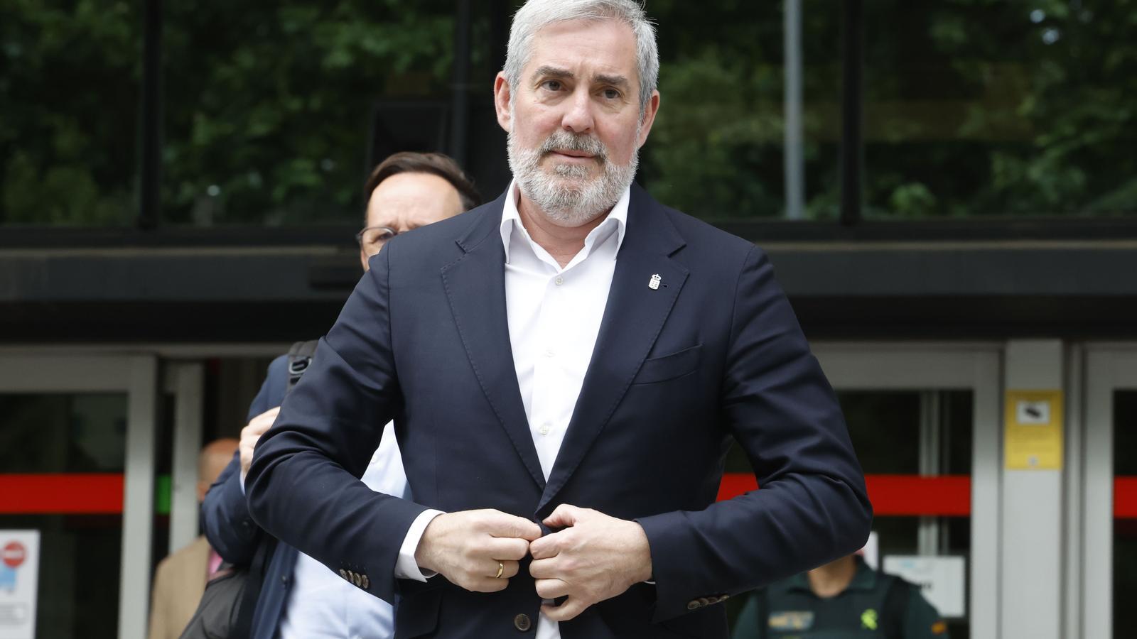 The president of the Canary Islands, Fernando Clavijo, on May 7 leaving the Ministry of Health in Madrid