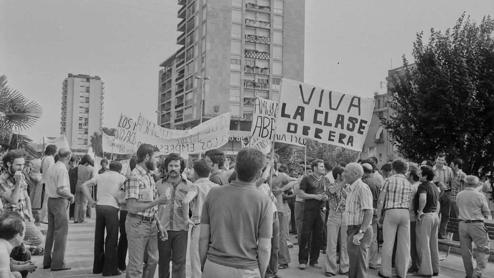 La primera manifestación autorizada en Girona después del franquismo se celebró el 24 de julio de 1976.