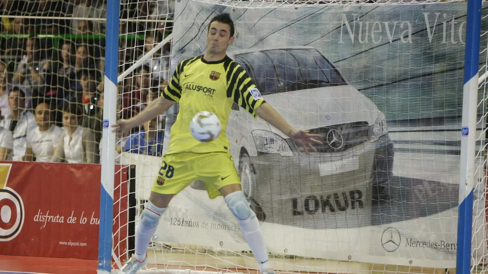 Paco Sedano aturant el darrer penal