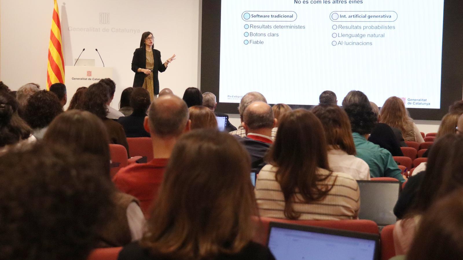 Formación en inteligencia artificial a los trabajadores públicos de la Generalitat