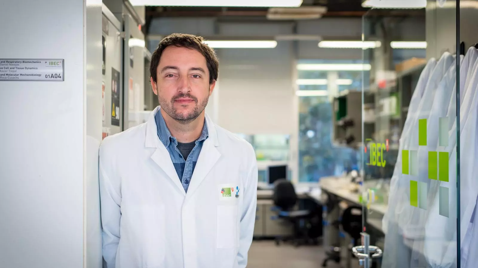 L'investigador Pere Roca-Cusachs a l’Institut de Bioenginyeria de Catalunya