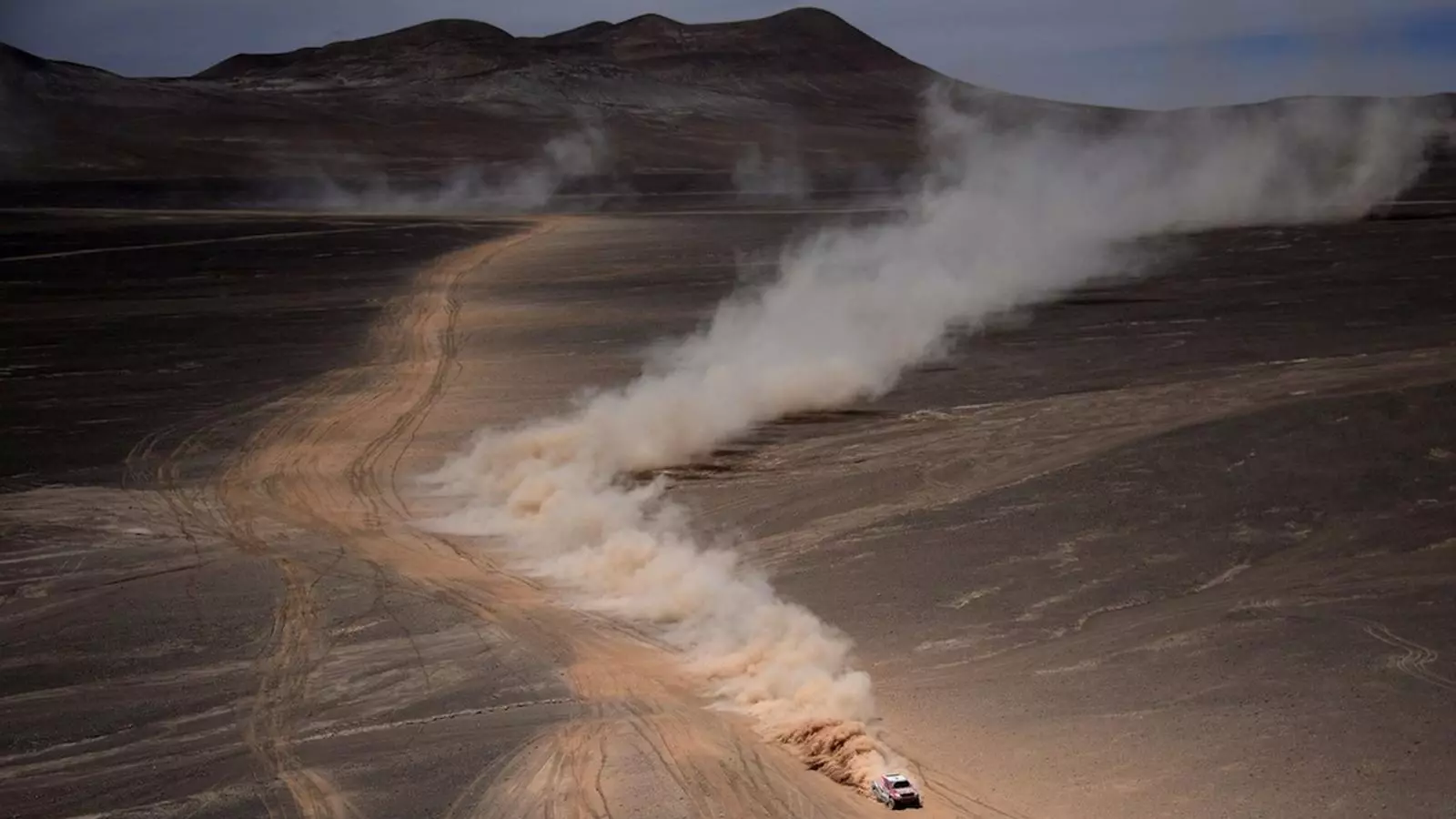 El Dakar 2016 no passarà pel Perú / FRANCK FIFE / AFP