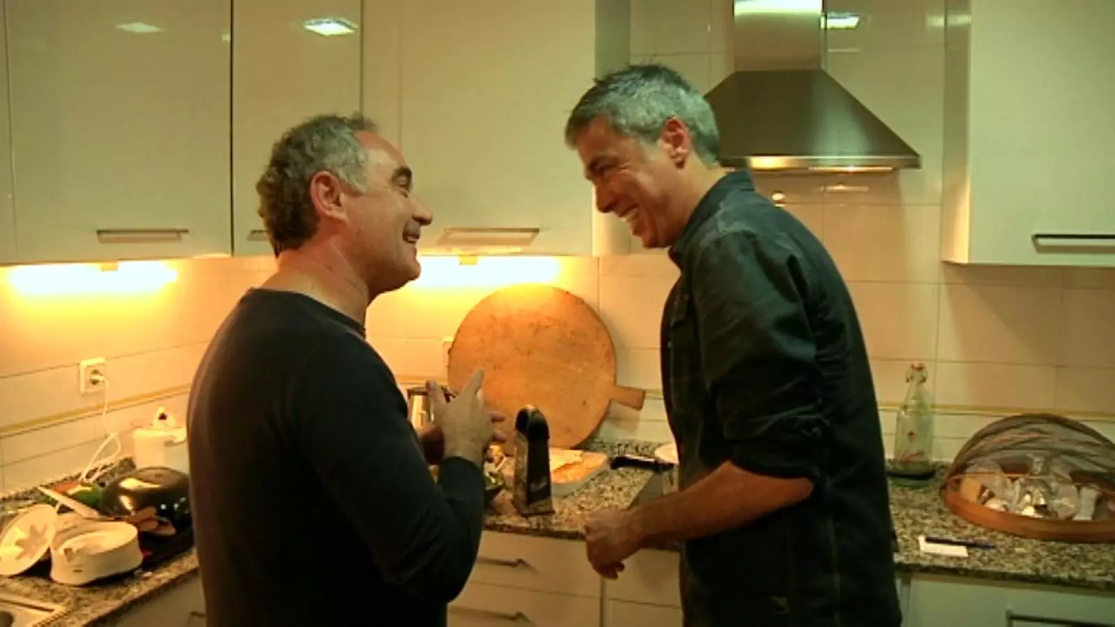 Ferran Adrià i Albert Om, a la cuina del periodista / TV3