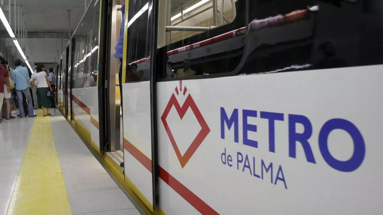 Un vagó del metro de Palma.