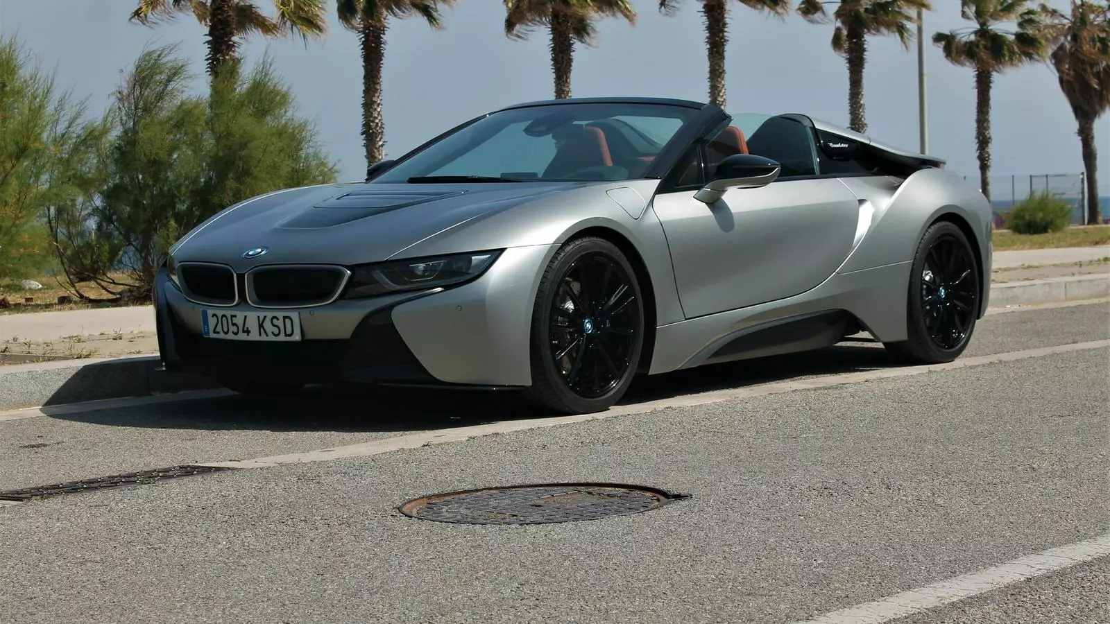 BMW i8 Roadster: algun dia els esportius seran així