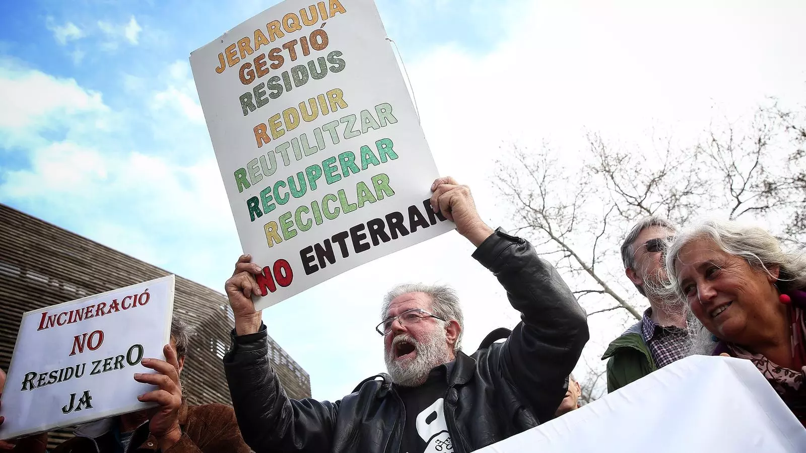 Manifestació en contra de la incineració de residus