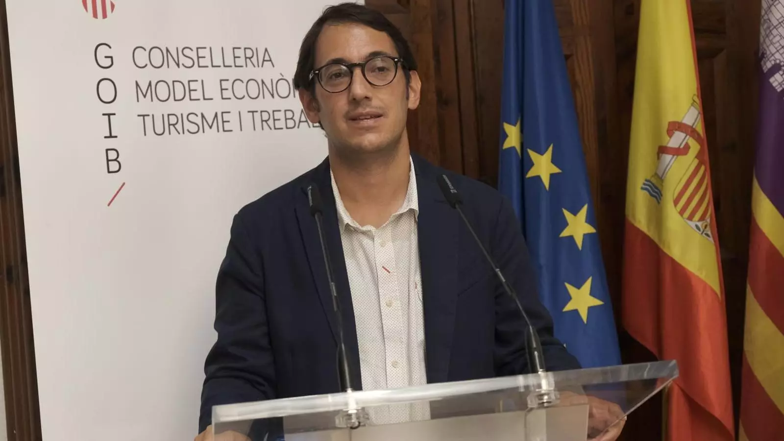 El conseller de Model Econòmic, Turisme i Treball Iago Negeruela