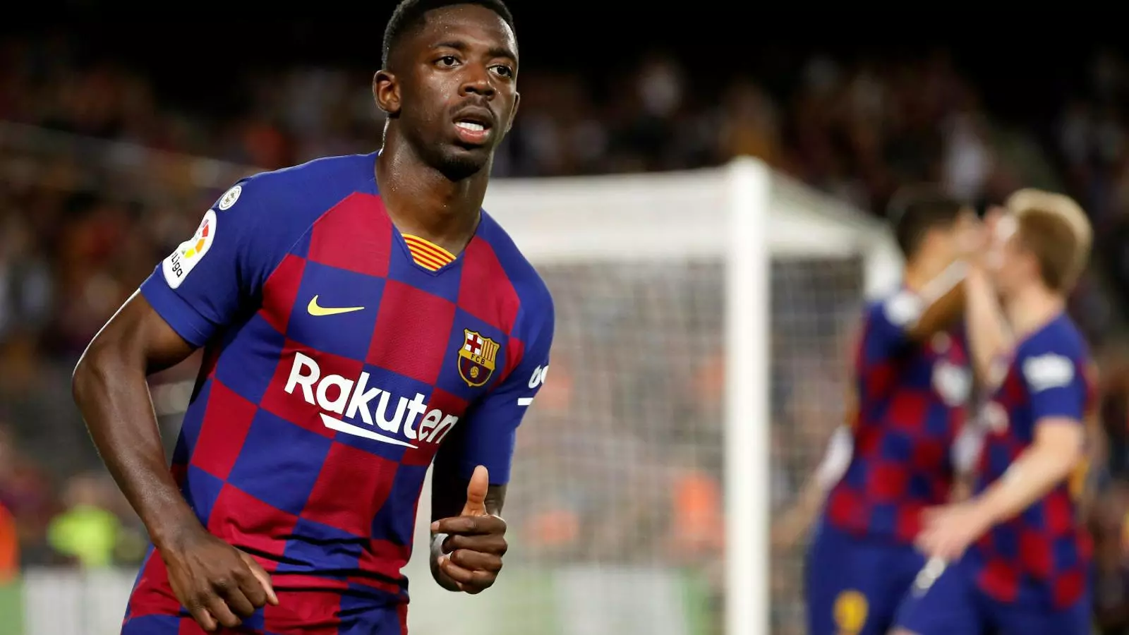 Dembélé va marcar un gran gol contra el Sevilla, però al segon temps va ser expulsat.