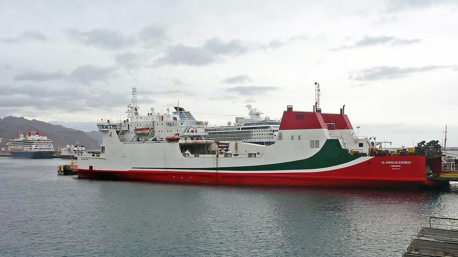 Der Al Andalus Express in Santa Cruz de Tenerife im Jahr 2024.