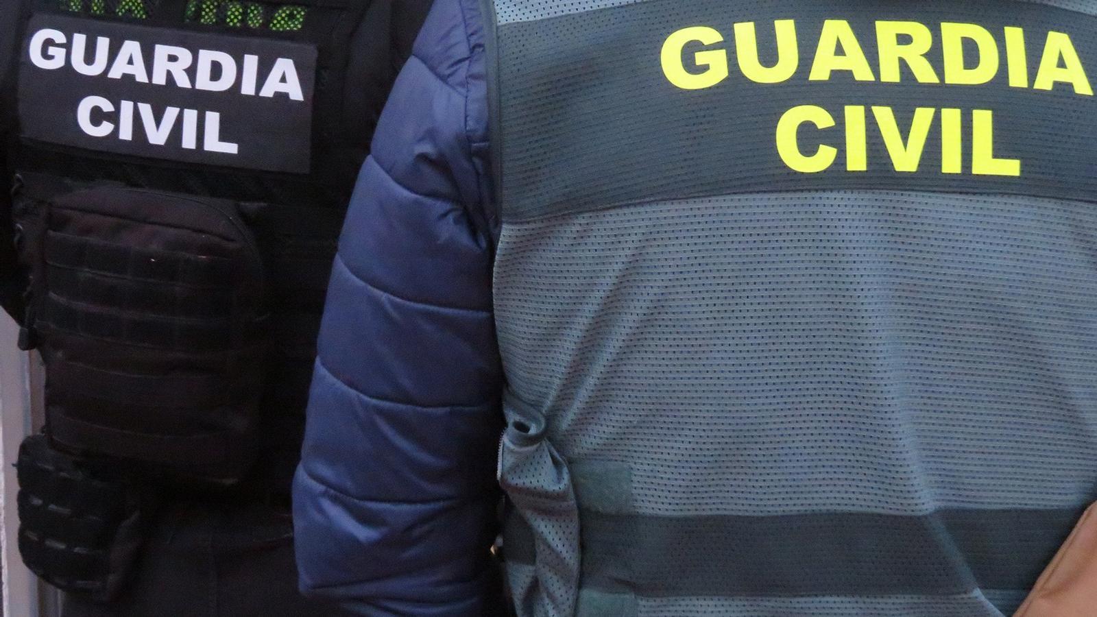 Civil Guard agents.