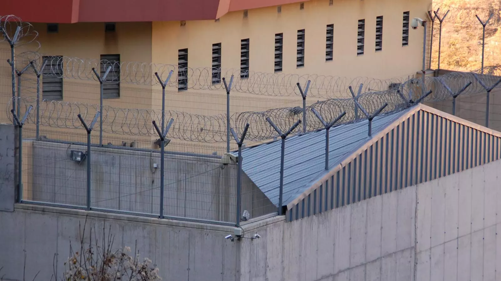 Una imatge exterior del centre penitenciari. / ARXIU ANA