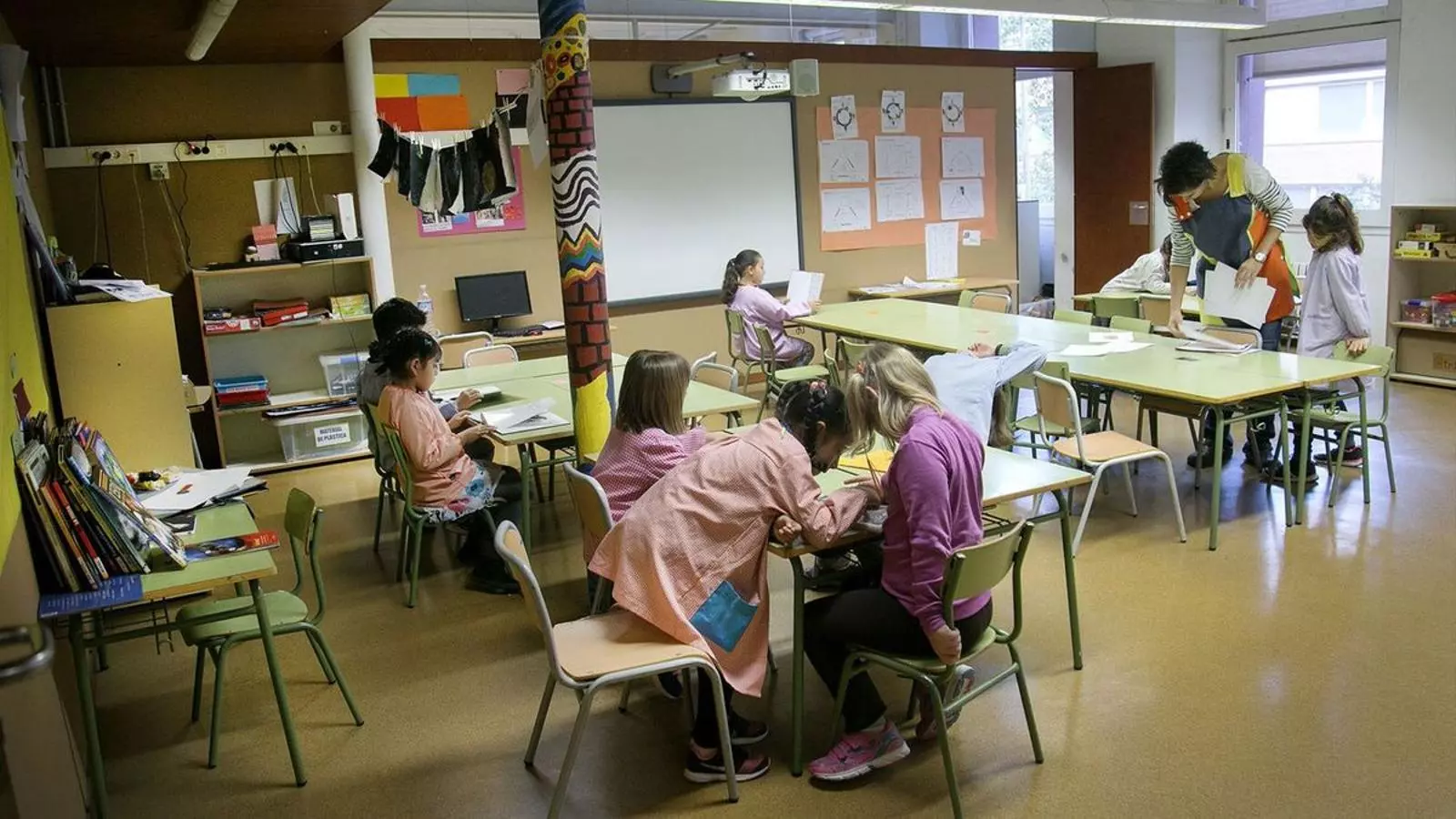 Una aula d'una escola catalana, en una imatge d'arxiu