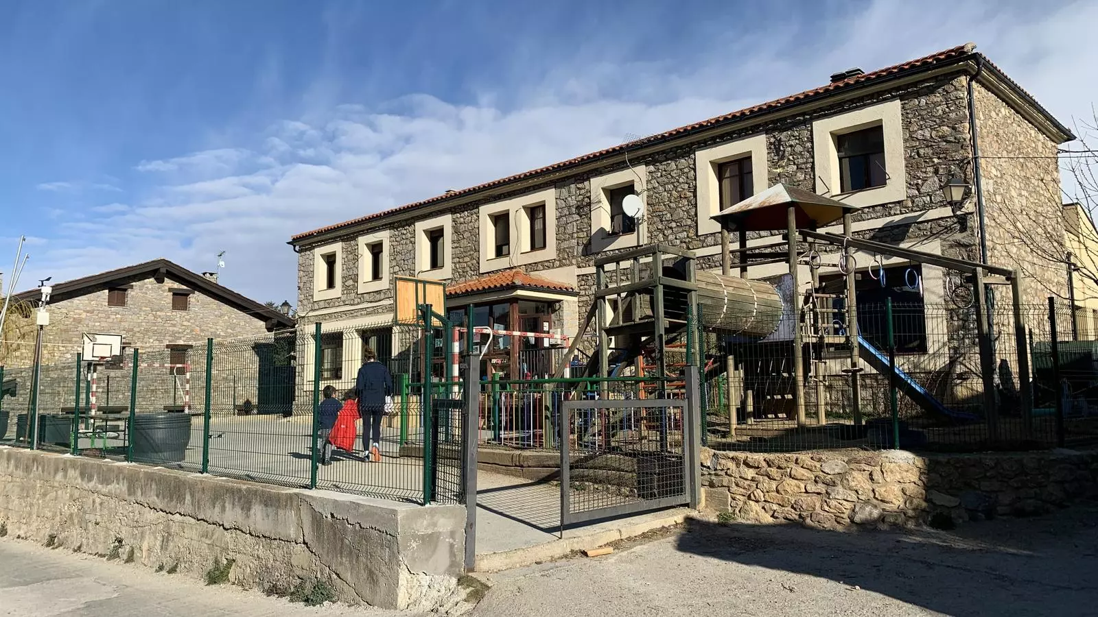 Imatge d'arxiu de l'escola Ridolaina de Montellà. / G.L.T.