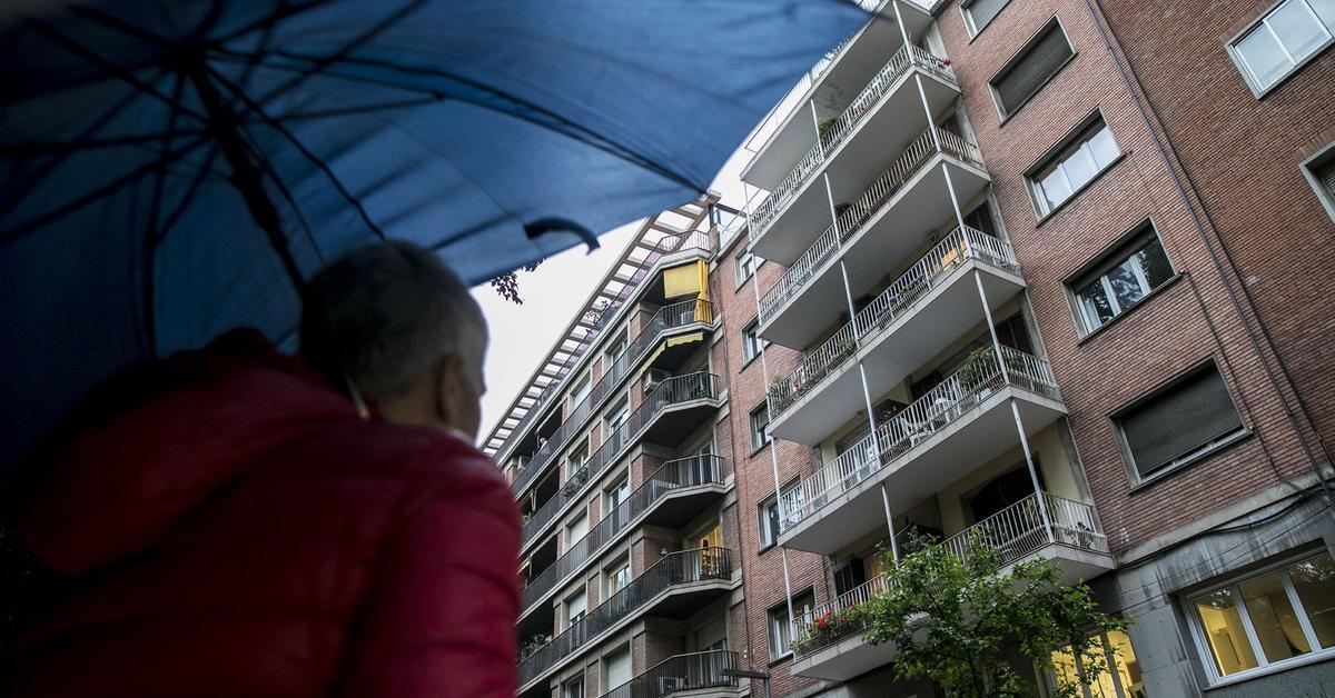Spain Housing Prices Surge While Wages Lag Behind