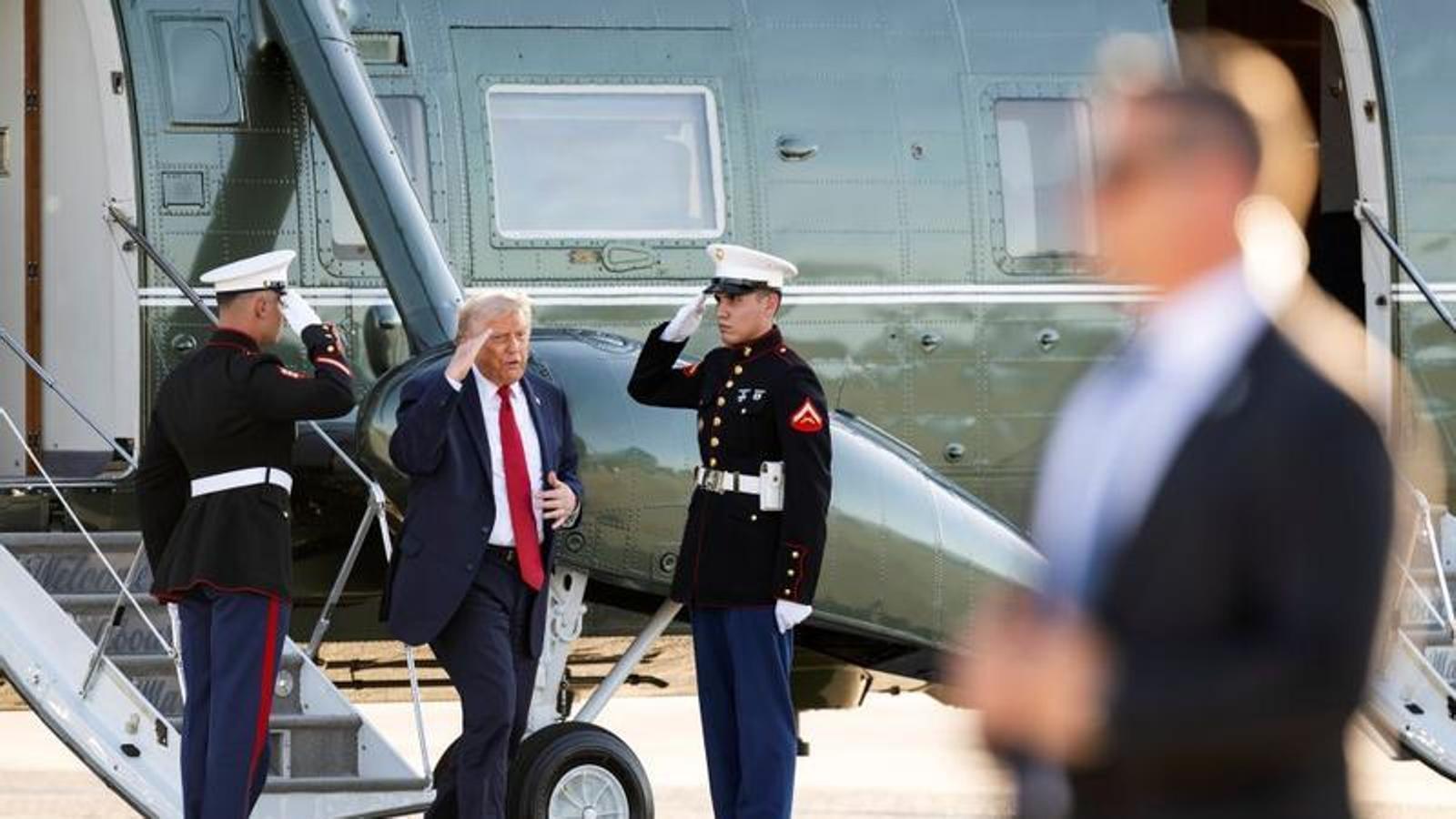 The President of the United States, Donald Trump, disembarks from a Navy helicopter at Geneva Airport (Switzerland), after the G7 meeting in Yerevan on June 17.