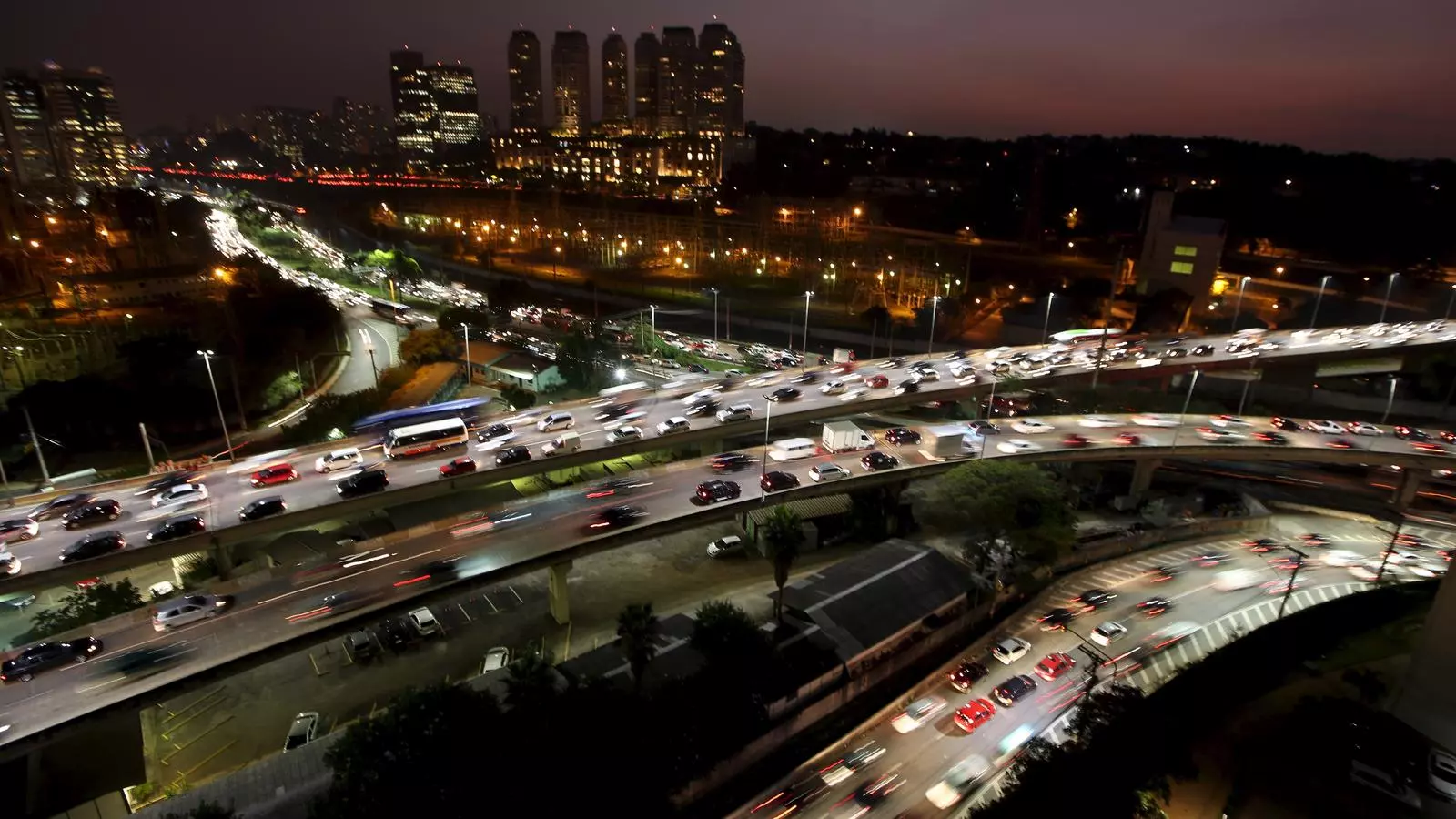 São Paulo: la vida dins d’un embús