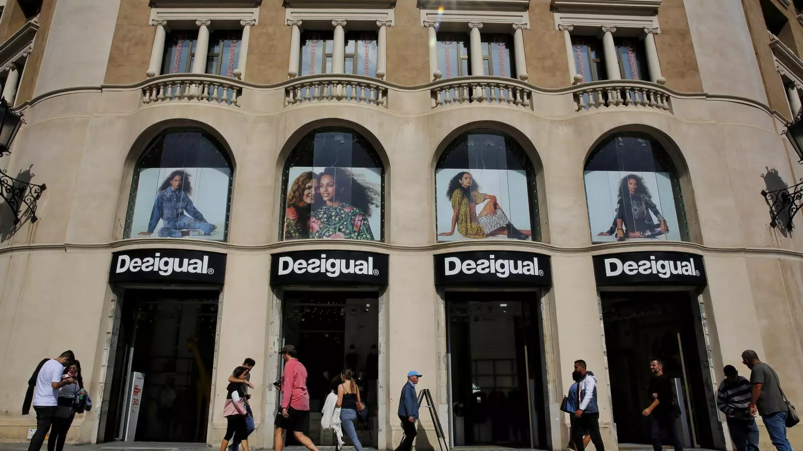 Desigual de Plaça Catalunya de Barcelona