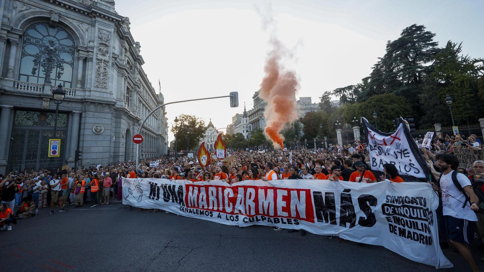 Imagen de la manifestación en contra del desahucio de Maricarmen Abascal