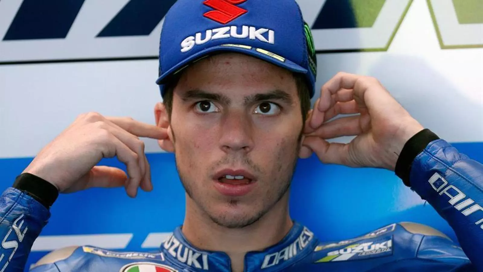 Joan Mir, fent una pausa durant els entrenaments