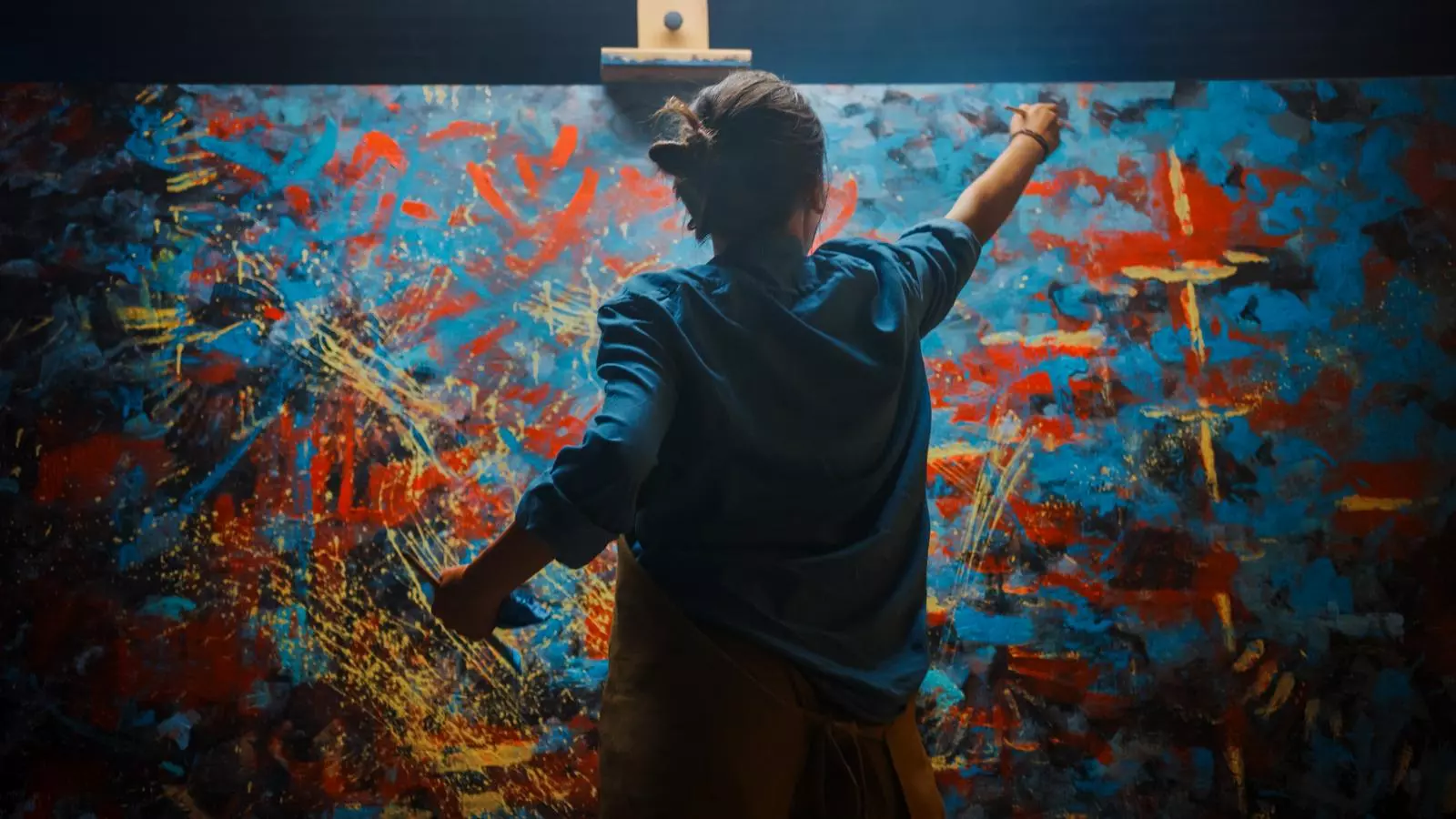 L'expressió artística i la recerca científica sóc manifestacions de la creativitat humana.