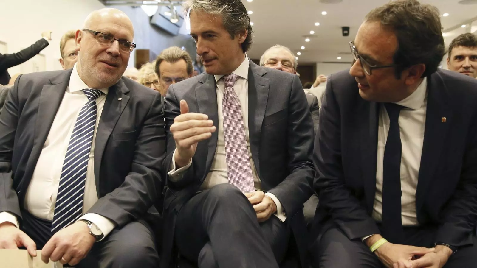 El ministre de Foment, Íñigo de la Serna, amb els consellers Jordi Baiget i Josep Rull.