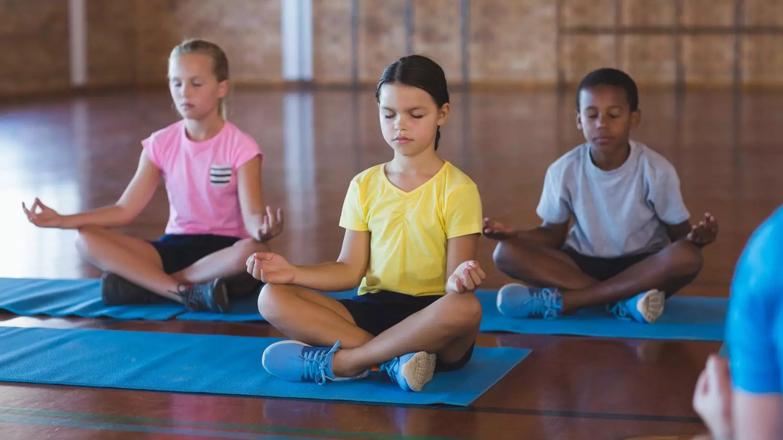 El ioga millora l’aprenentatge dels infants