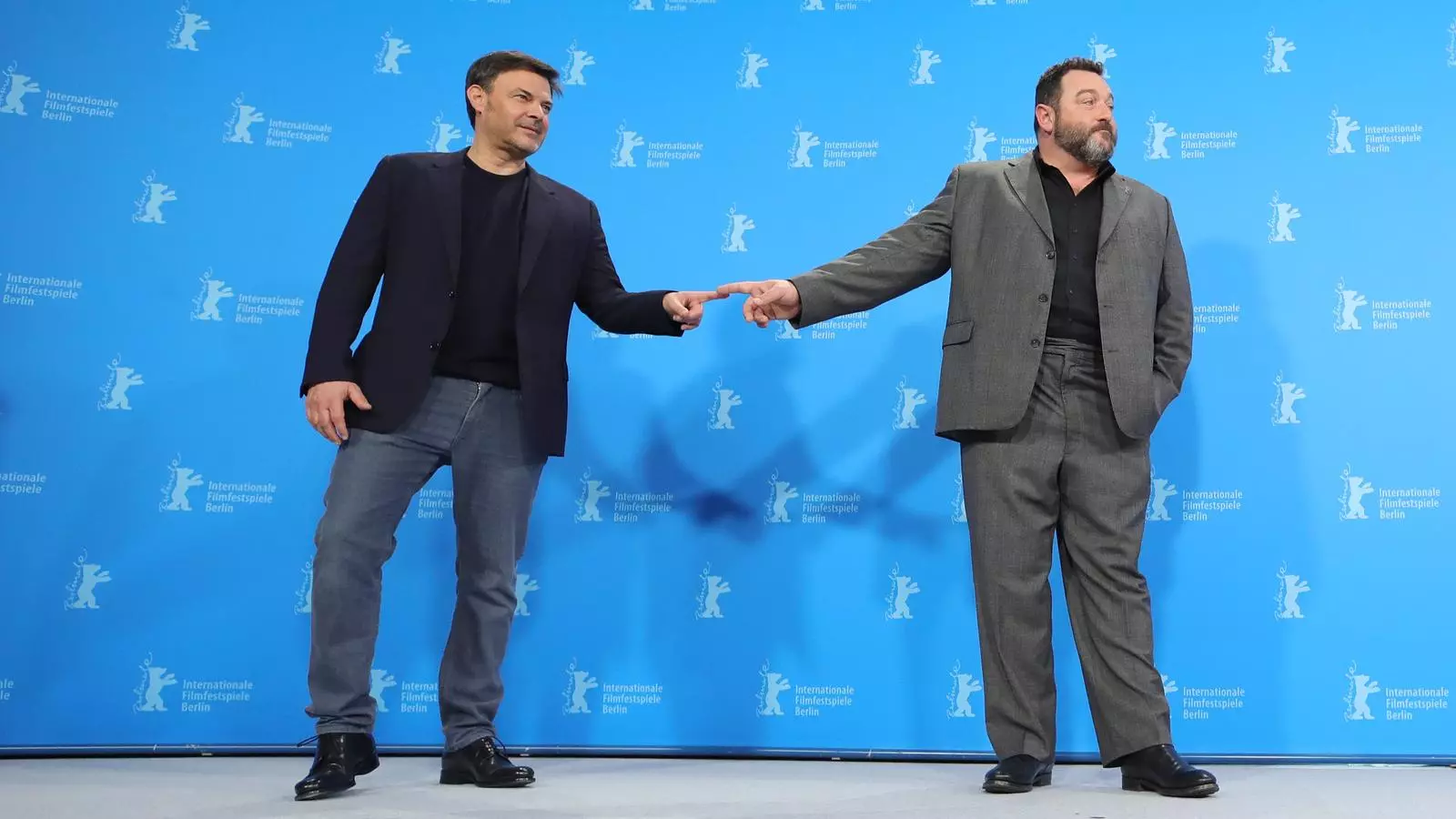 El cineasta François Ozon i l'actor Denis Ménochet al Festival de Berlín.