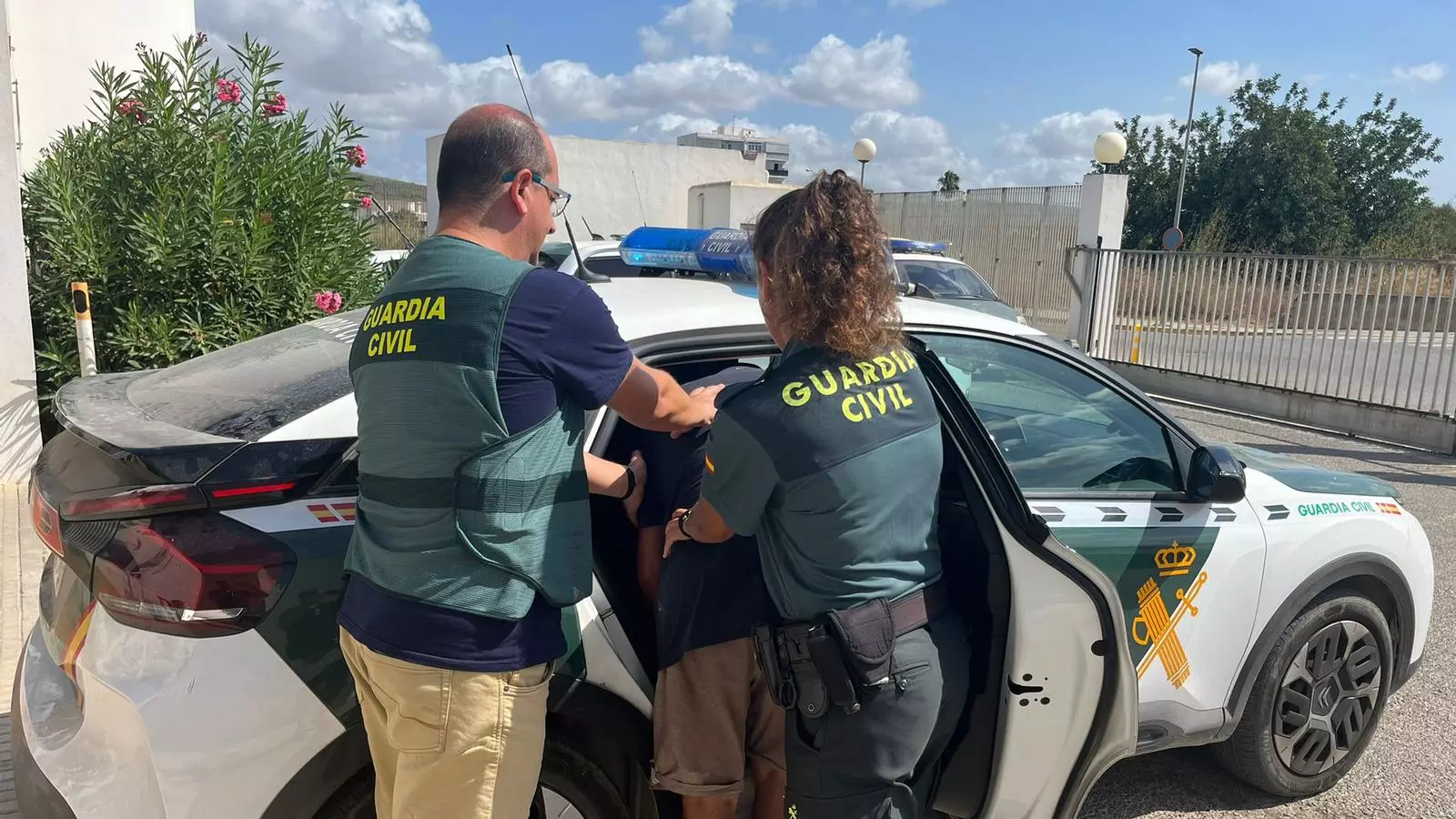 Imatge de la detenció de l'home.