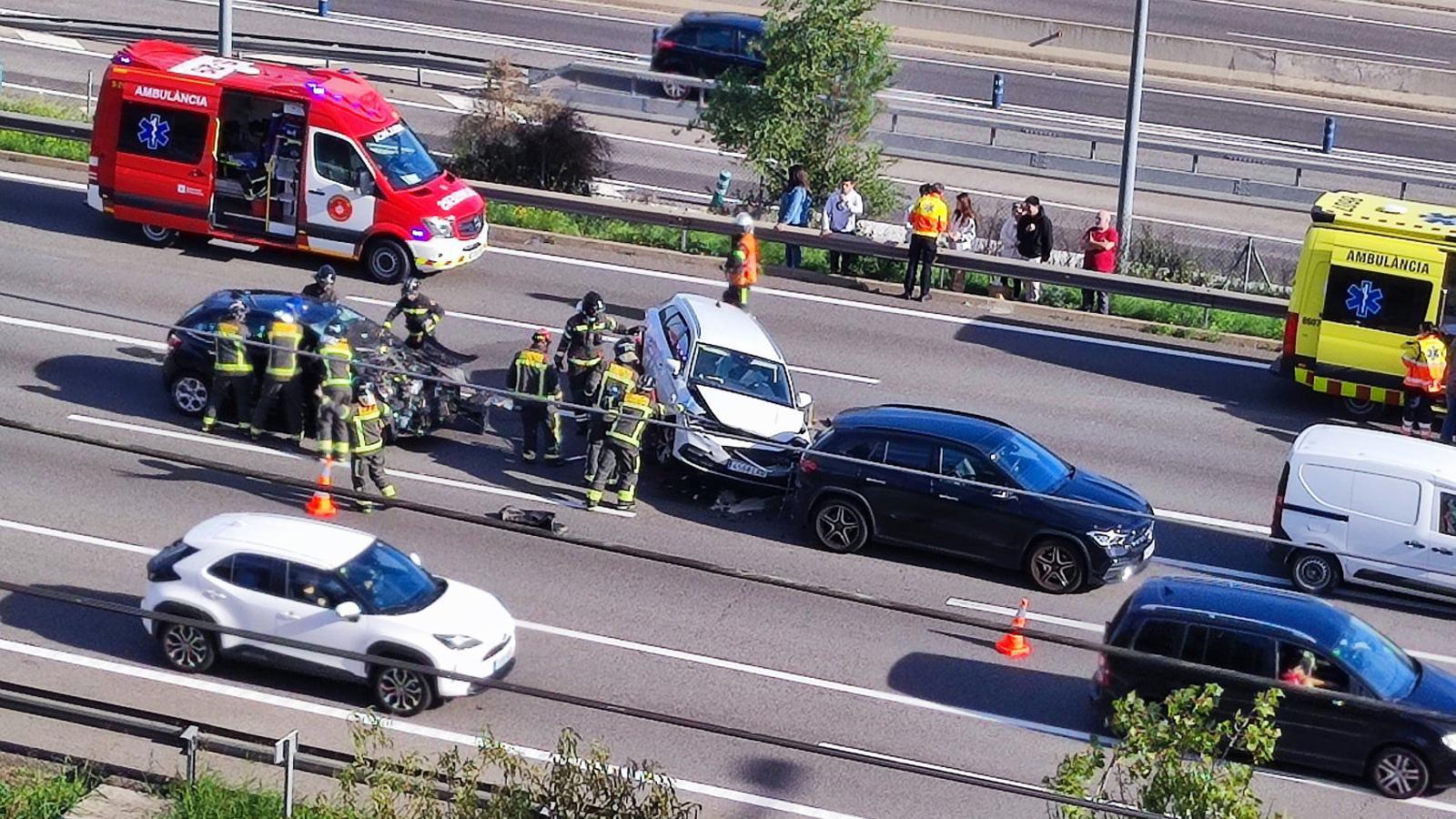 An accident on the C-58 highway in a file photo. NORMA VIDAL / ACN