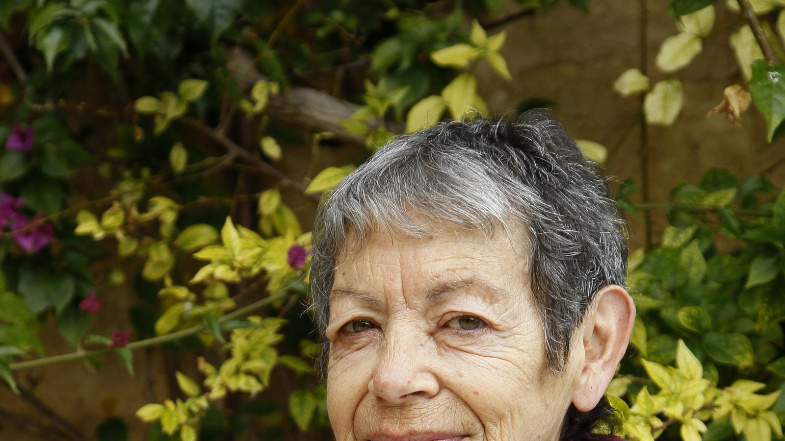 La escritora, Maria Antonia Oliver