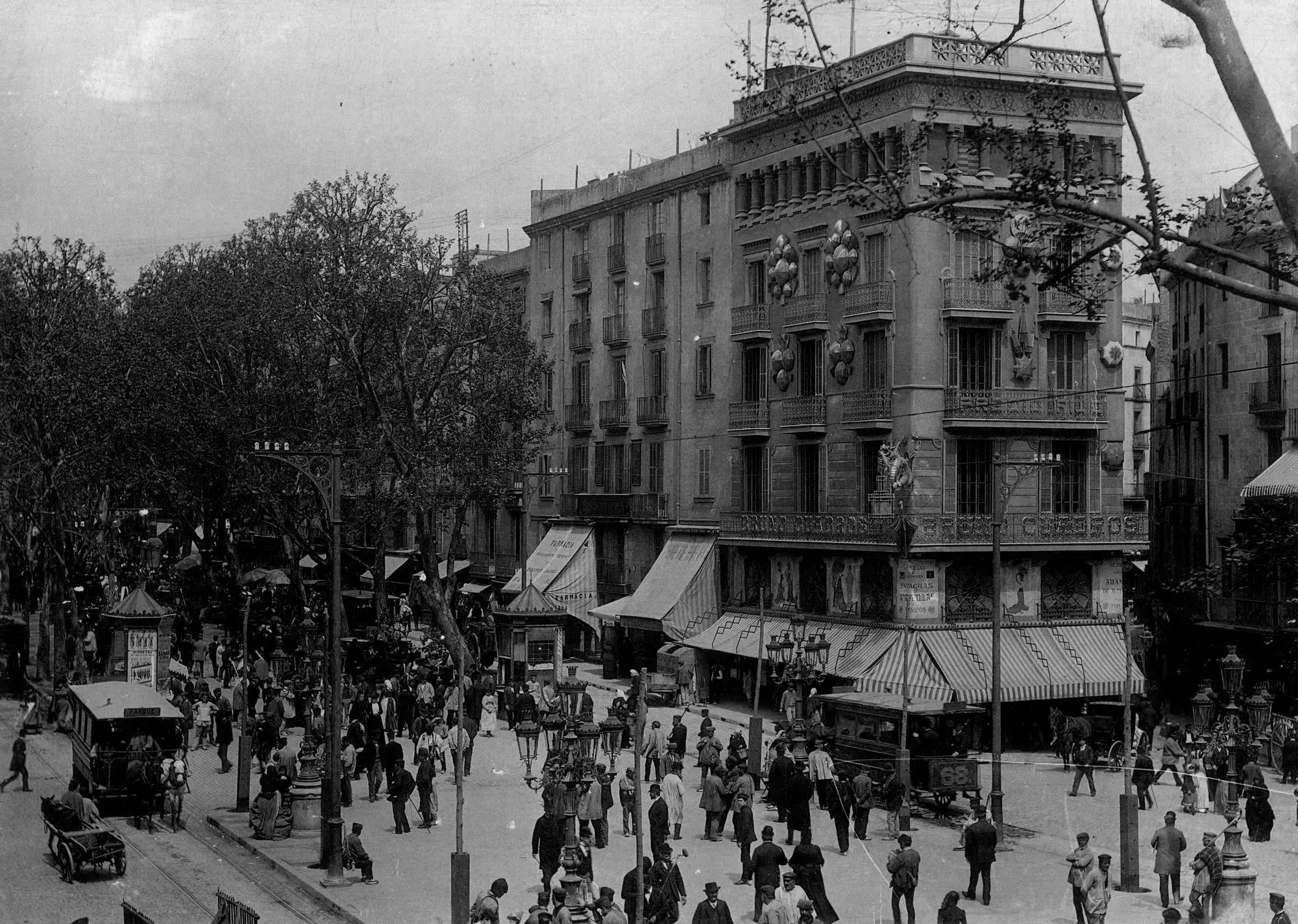 Les Rambles de Barcelona l'any 1900