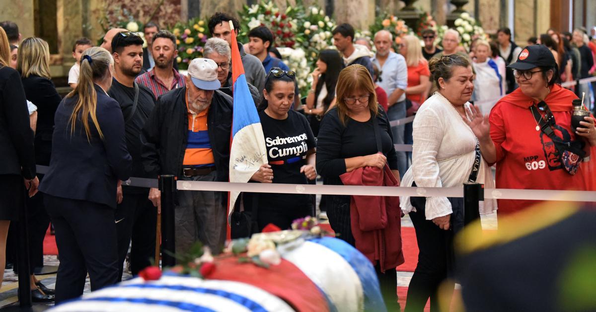 Mujica’s Farewell: Uruguay’s Emotional Tribute