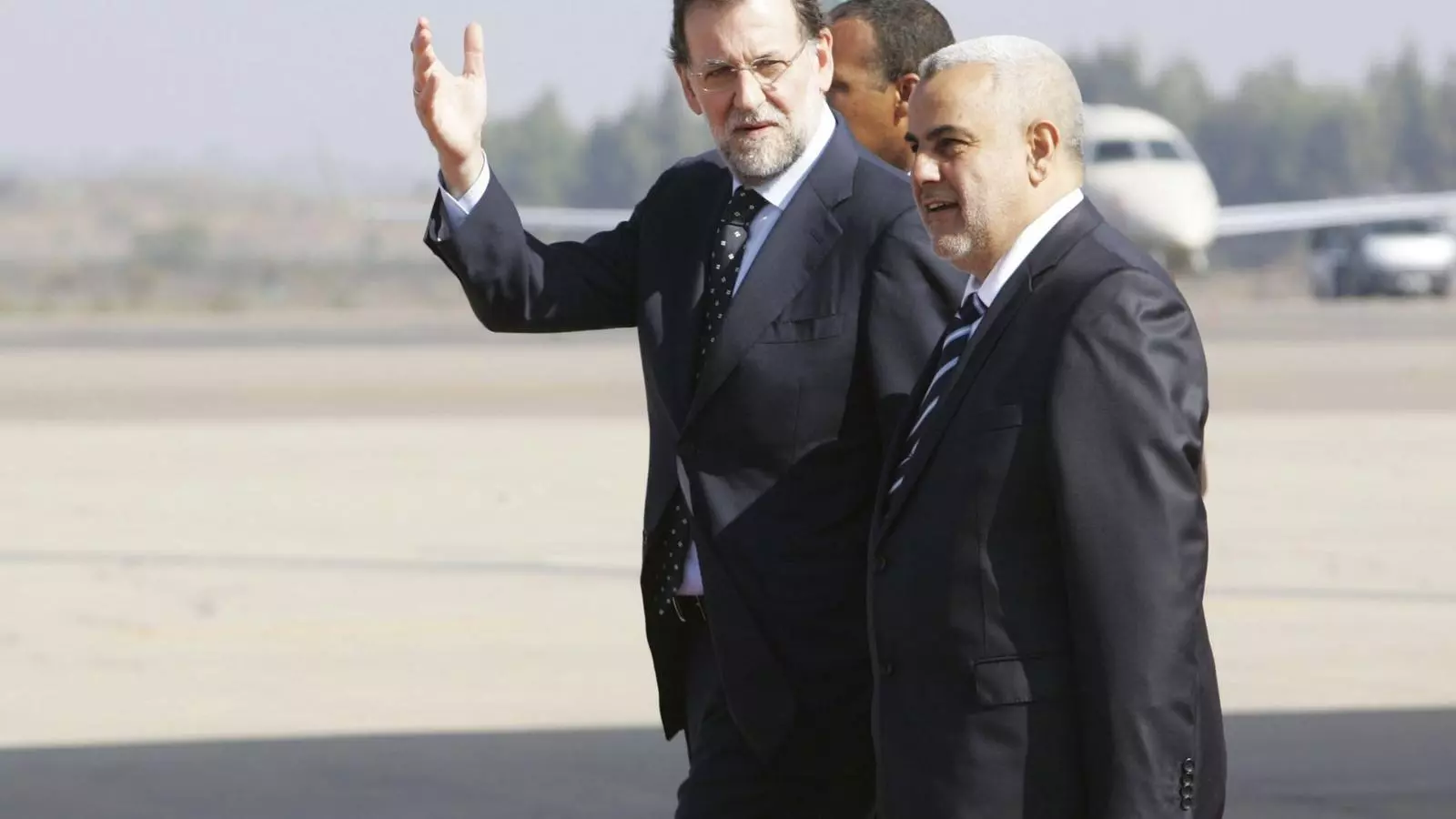 El president espanyol, Mariano Rajoy, ahir a Rabat. L'Estat negocia amb les autoritats del Marroc una solució per a les famílies que estan en procés d'adopció.