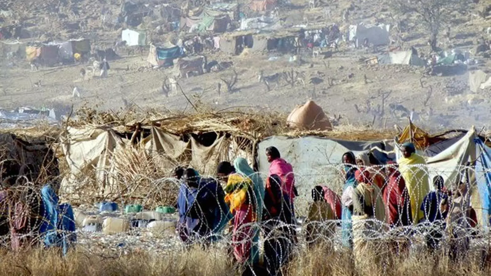 Desplaçats del Darfur del Nord, en un camp de Sortoni.