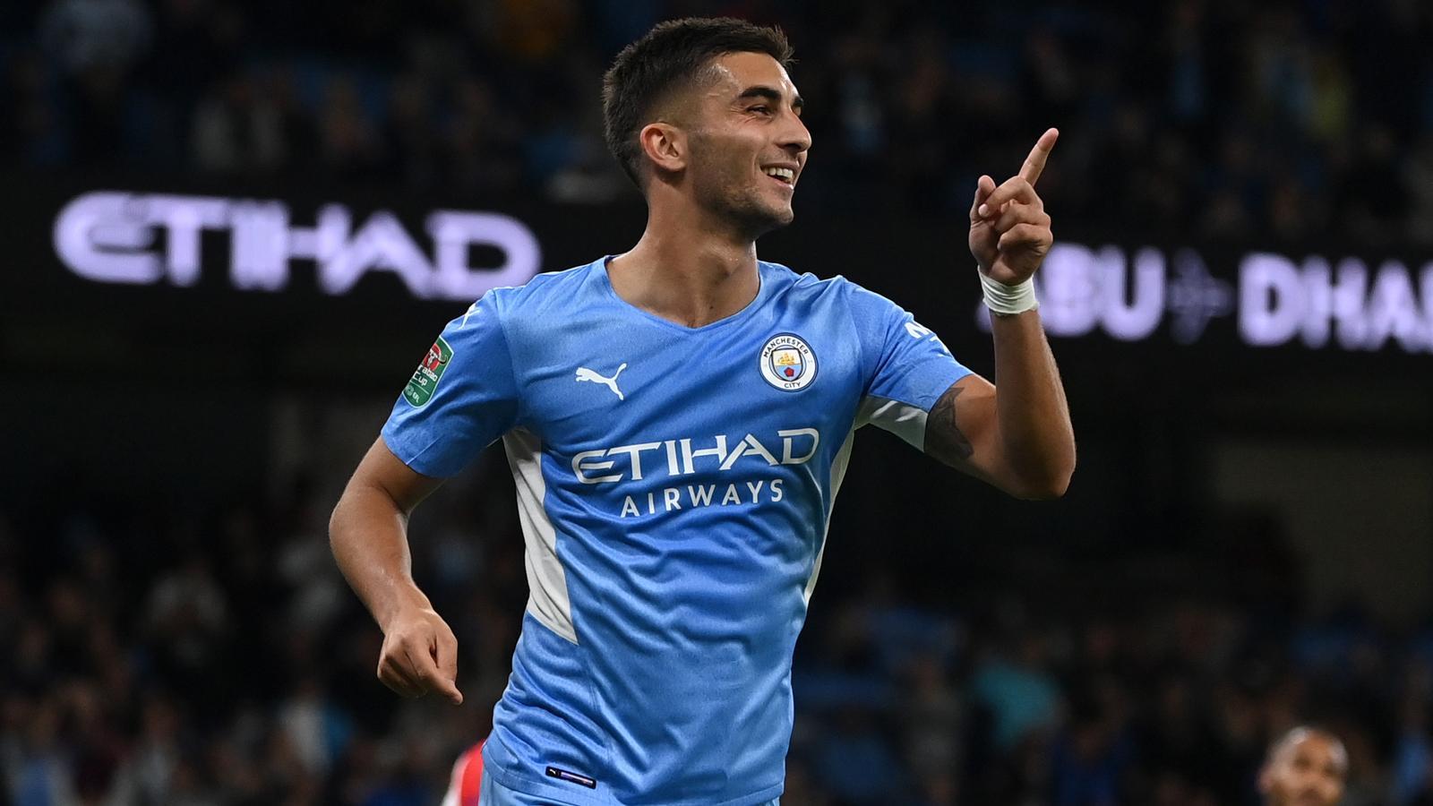 Ferran Torres del Manchester City celebrant un gol