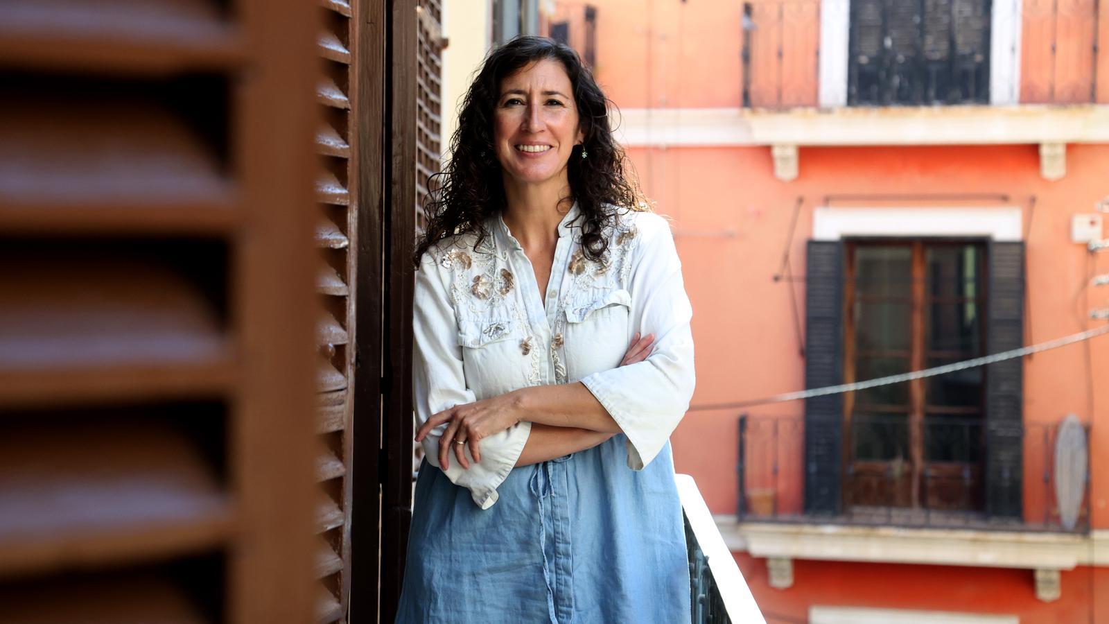 Amanda Fernández a la seu del PSIB PSOE.