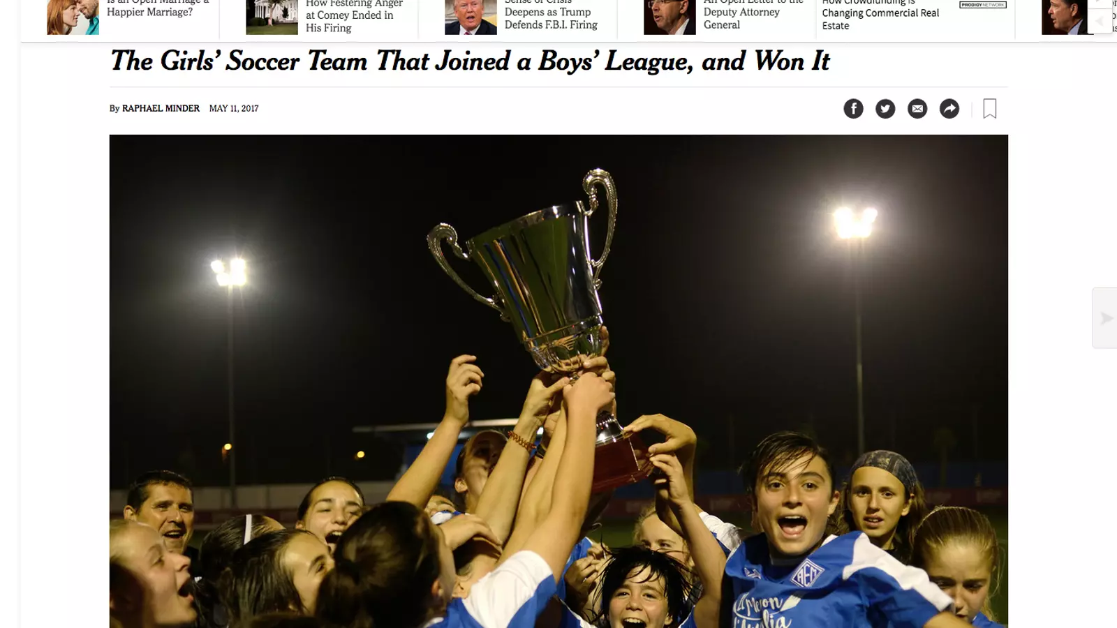 Imatge de la capçalera del The New York Times amb el reportatge sobre les jugadores de l'AEM