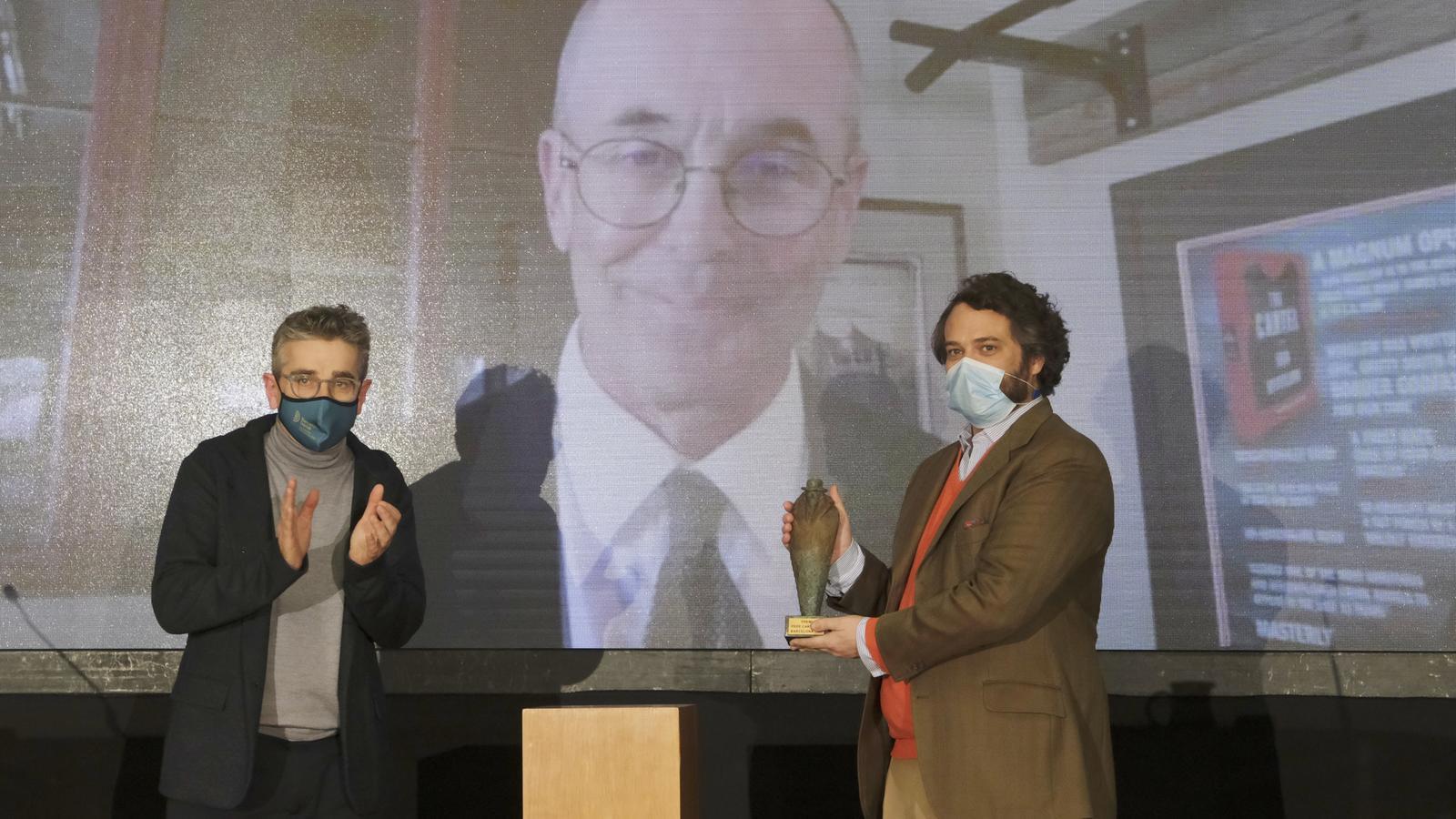 Don Winslow rep virtualment el premi Carvalho des de San Diego