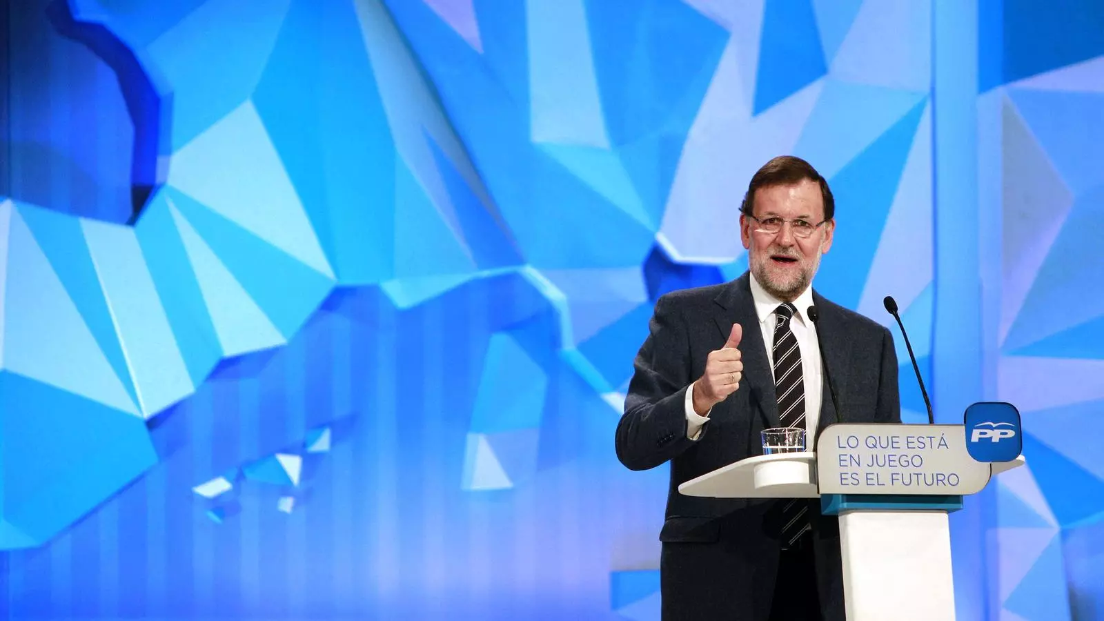 Mariano Rajoy, durant el míting a Barcelona / EFE
