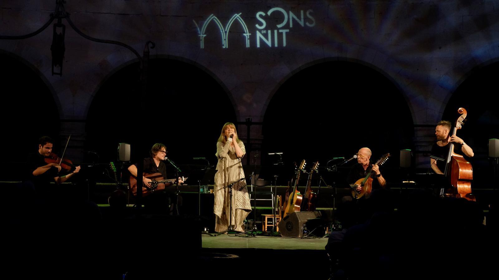 Concierto de Maria del Mar Bonet en el Castillo de Bellver