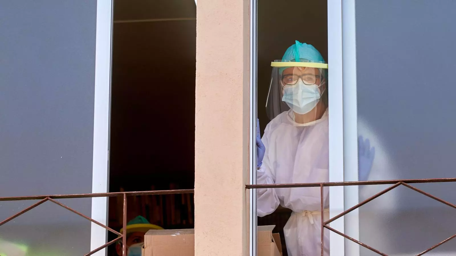 El cribratge massiu als centres educatius de Salt ha començat aquest dimarts al matí al col·legi Vilagran