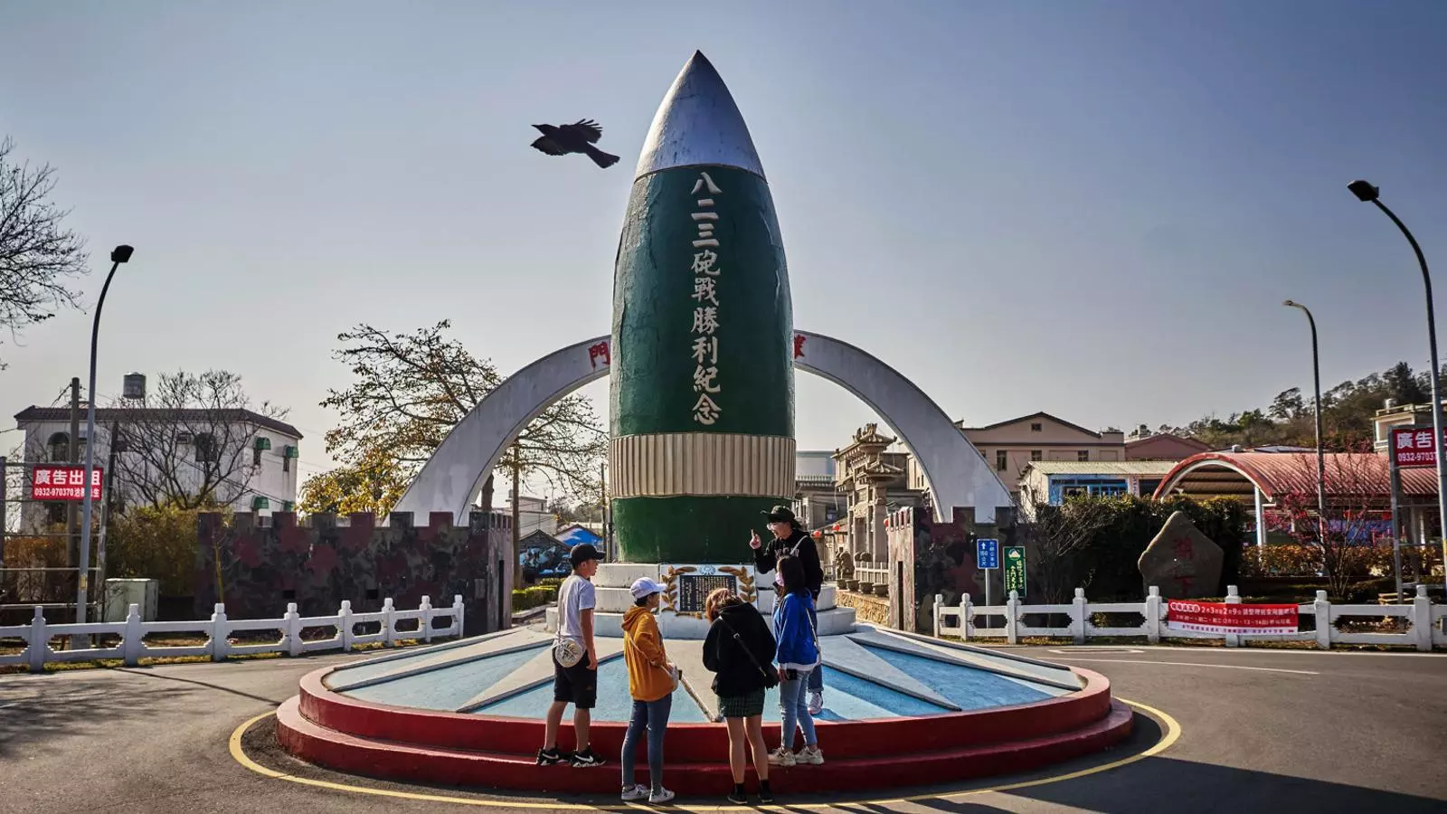 A l’illa de Kinmen, el lloc més pròxim entre Taiwan i la Xina, un monument commemora la crisi de l’estret del 1958.