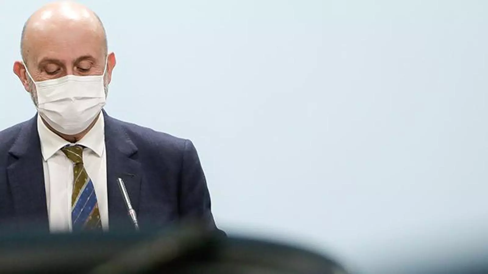 El ministre de Salut, Joan Martínez Benazet, durant la roda de premsa d'aquest divendres al migdia