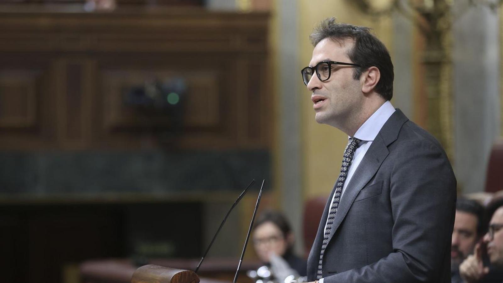 El ministre d'Economia del govern espanyol, Carlos Cuerpo, dijous al Congrés.